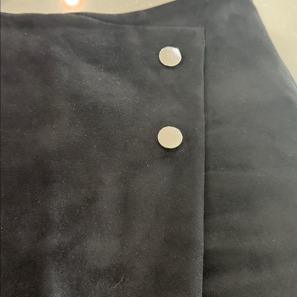 Zara Basic Black Skort With Metallic Accents - image 2